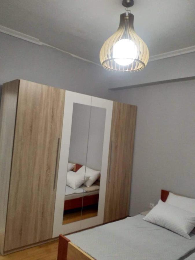 A Convenient Apartment In The Heart Of Athena Bagian luar foto